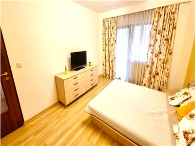 CromaImob - Inchiriere apartament 3 camere, zona Malu Rosu