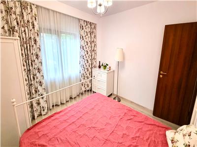 CromaImob - Inchiriere apartament 3 camere, zona Malu Rosu