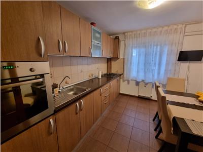 Inchiriere apartament 3 camere, mobilat utilat, in Ploiesti, zona Paltinis