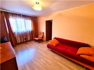 Inchiriere  apartament 2 camere, zona Vest,  Podul Inalt